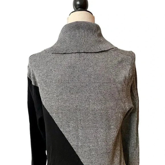 Calvin Klein Black Gray Colorblock Turtleneck Sweater Medium Asymmetrical Hem - Picture 9 of 14